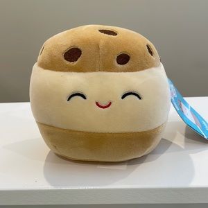 NWT 5” Kaoko the Ice Cream Sandwich / Cookie Squishmallow